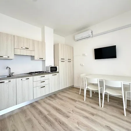 Appartamento Fronte Mare-carraro Immobiliare - Family