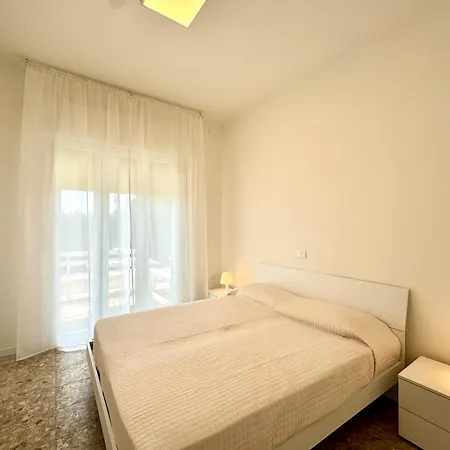 Fronte Mare-carraro Immobiliare - Family Appartamento *