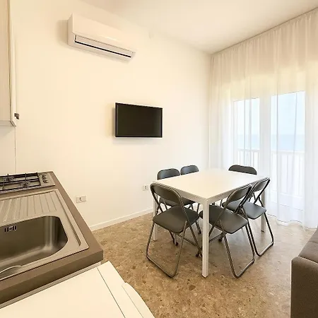 Appartamento Fronte Mare-carraro Immobiliare - Family Lido di Jesolo