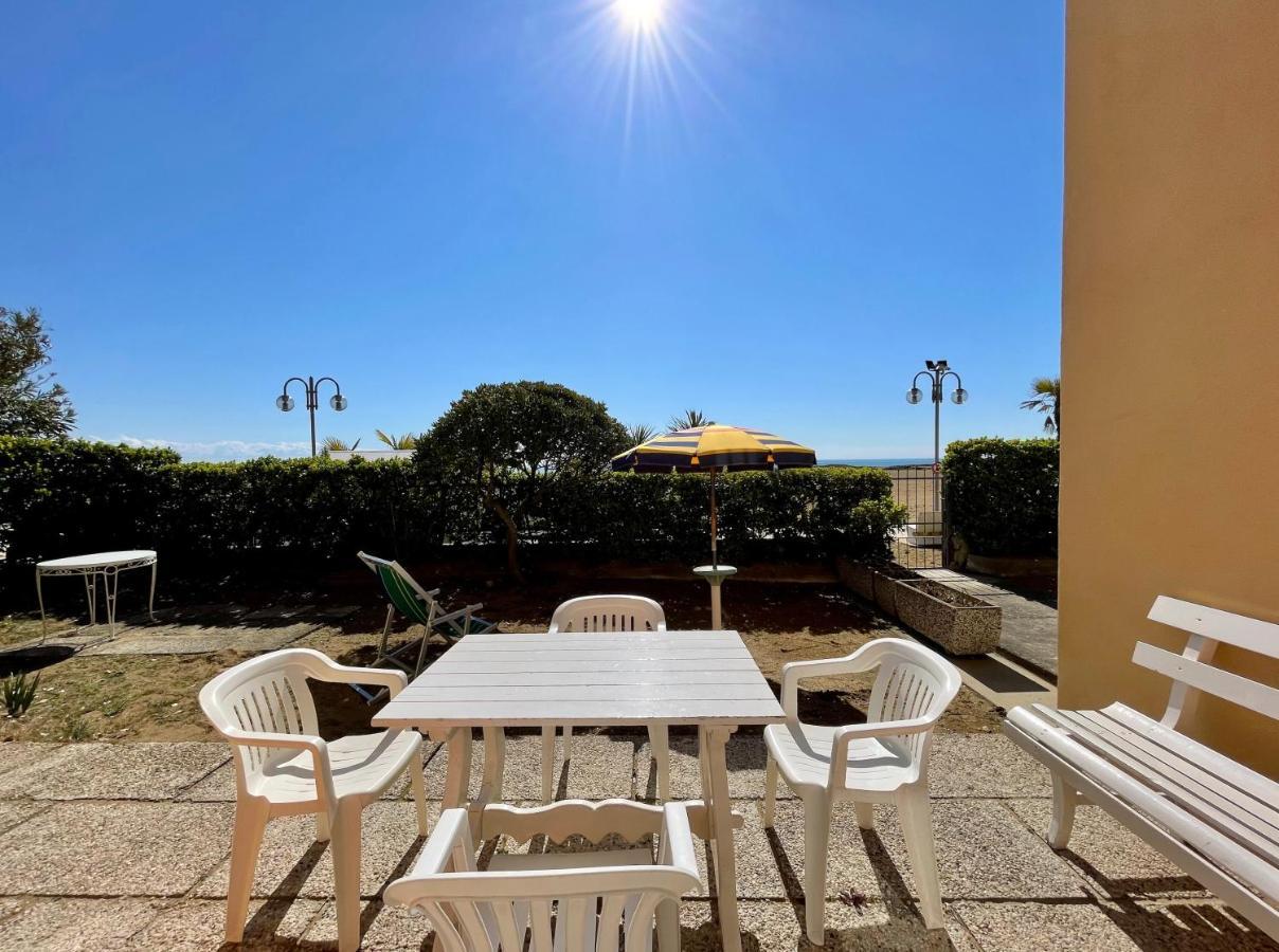 Appartamento Villa Fronte Mare-Carraro Immobiliare Jesolo - Family Apartments *