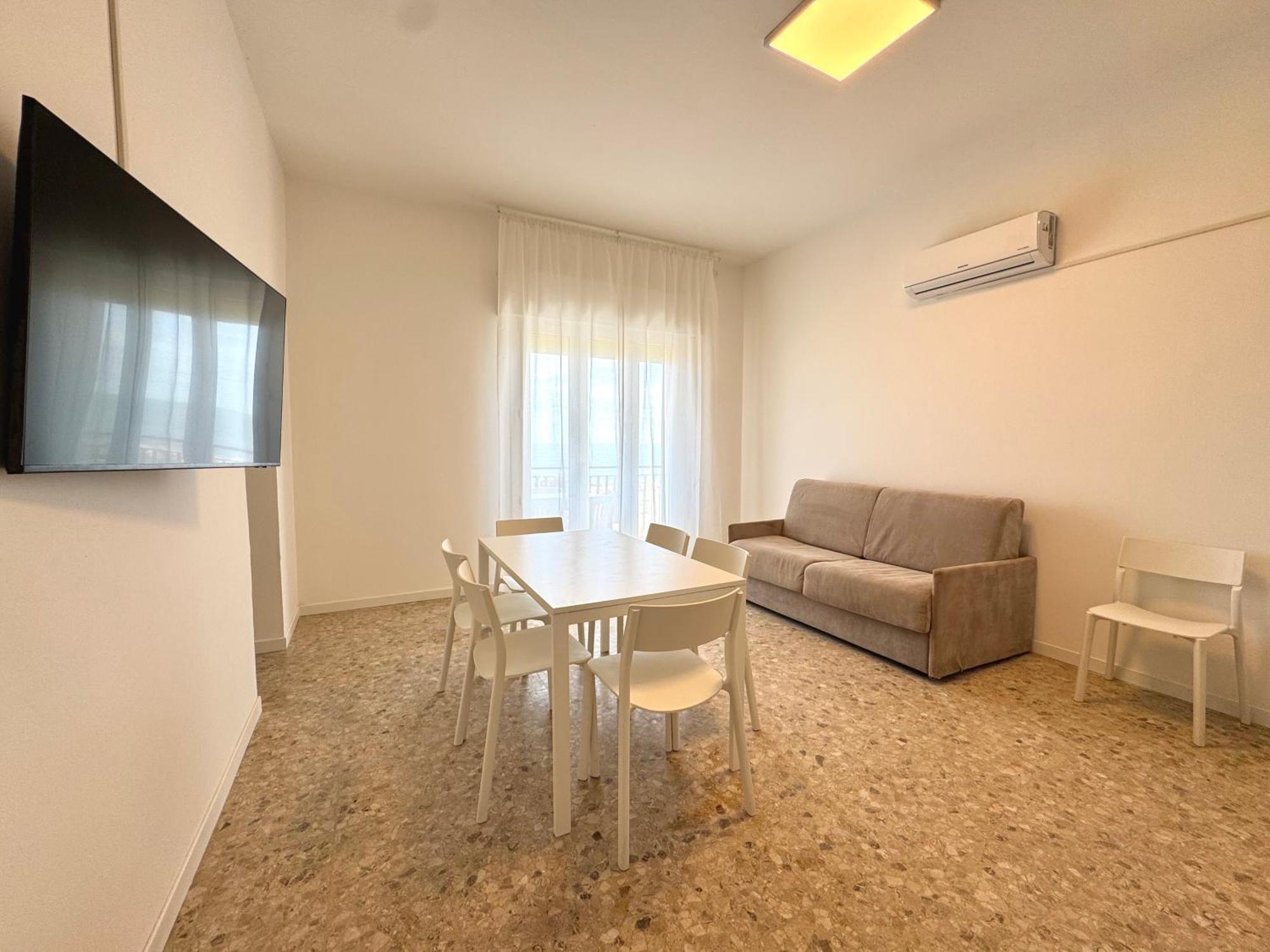 Fronte Mare-carraro Immobiliare - Family *
