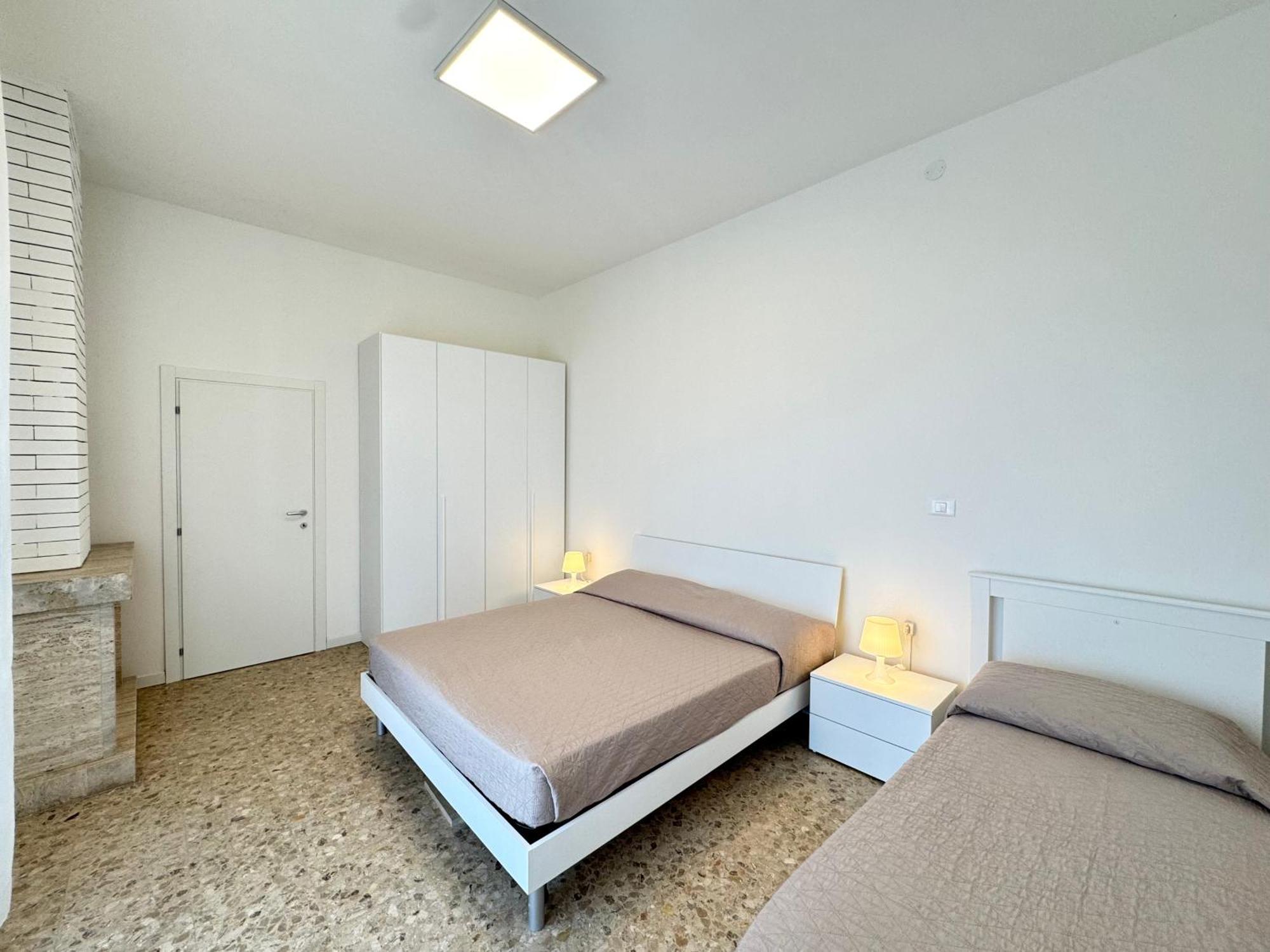 Villa Fronte Mare-Carraro Immobiliare Jesolo - Family Apartments * Lido di Jesolo