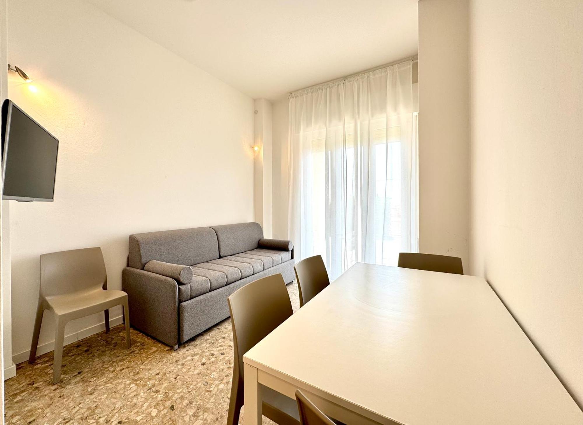 Villa Fronte Mare-Carraro Immobiliare Jesolo - Family Apartments *