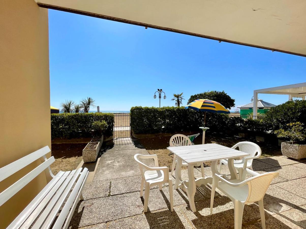 Fronte Mare-carraro Immobiliare *